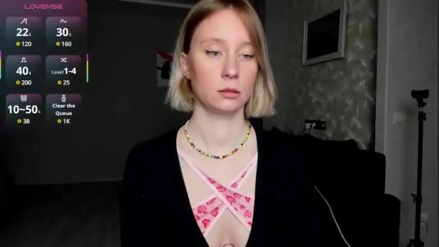Image 4 of lusyagreenberg Stream on Chaturbate on 1 month ago