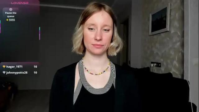 Image 7 of lusyagreenberg Stream on Chaturbate on 1 month ago