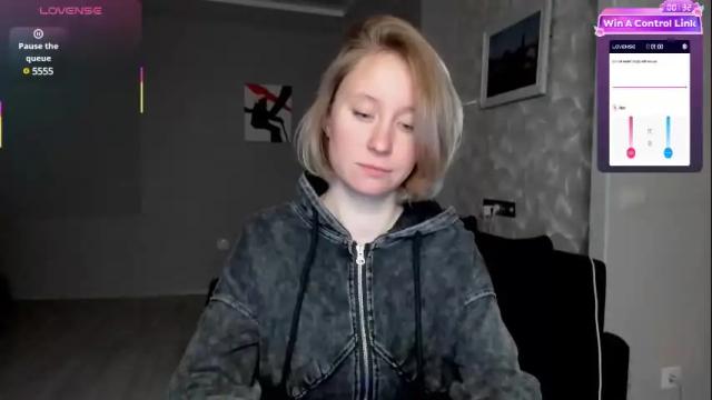 Image 12 of lusyagreenberg Stream on Chaturbate on 1 month ago