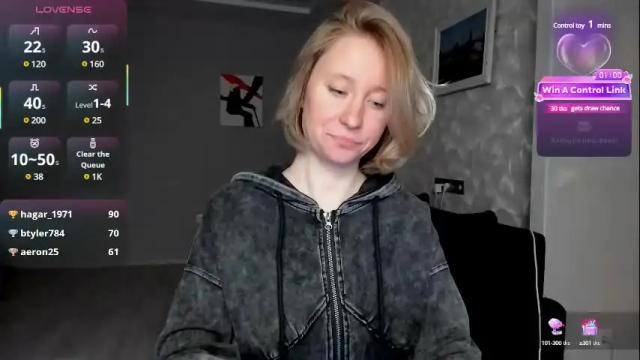 Image 6 of lusyagreenberg Stream on Chaturbate on 1 month ago