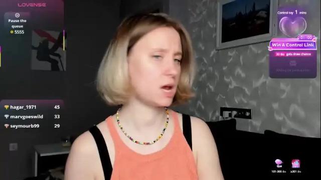 Image 11 of lusyagreenberg Stream on Chaturbate on 1 month ago
