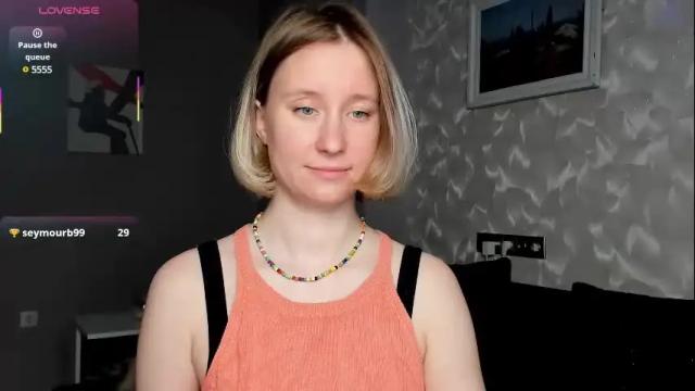 Image 4 of lusyagreenberg Stream on Chaturbate on 1 month ago