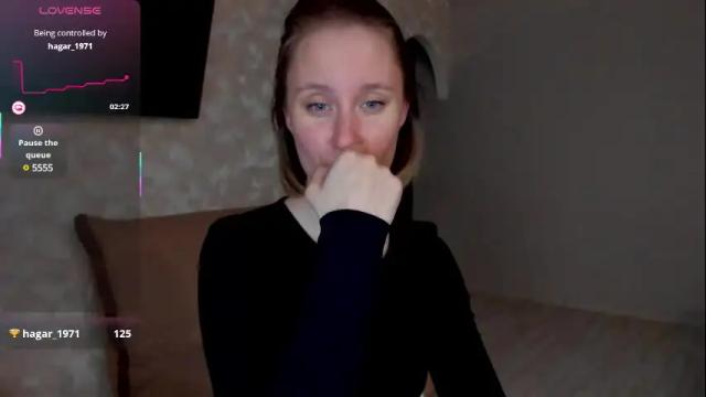 Image 2 of lusyagreenberg Stream on Chaturbate on 17 days ago