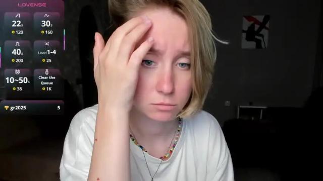 Image 12 of lusyagreenberg Stream on Chaturbate on 15 days ago