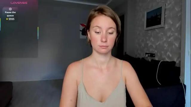 Image 7 of lusyagreenberg Stream on Chaturbate on 6 months ago