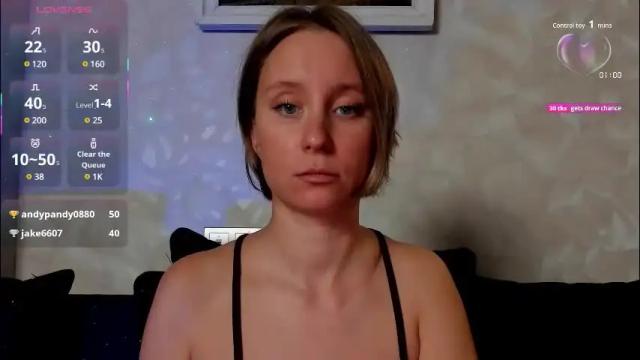 Image 10 of lusyagreenberg Stream on Chaturbate on 5 months ago