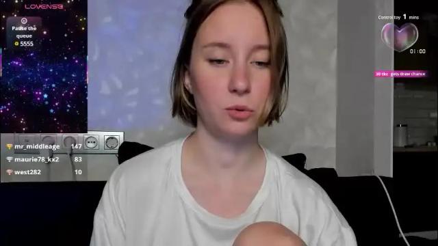 Image 11 of lusyagreenberg Stream on Chaturbate on 5 months ago