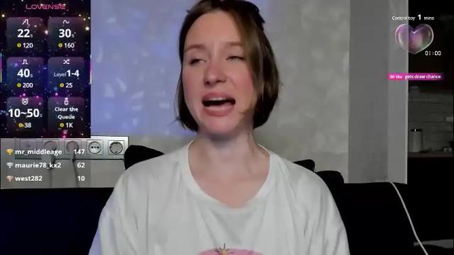 Image 6 of lusyagreenberg Stream on Chaturbate on 5 months ago