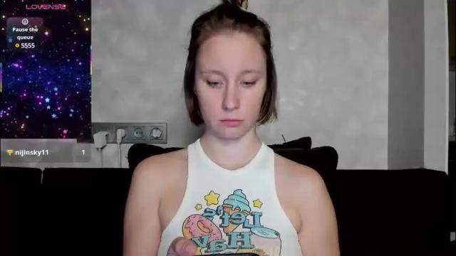 Image 10 of lusyagreenberg Stream on Chaturbate on 5 months ago