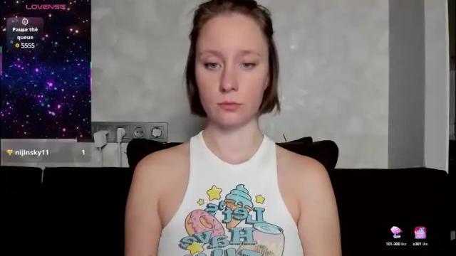 Image 4 of lusyagreenberg Stream on Chaturbate on 5 months ago