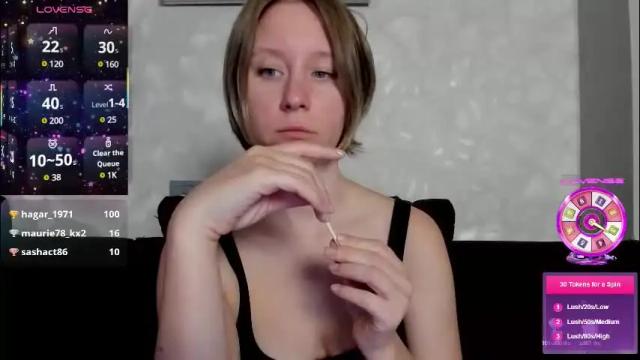 Image 4 of lusyagreenberg Stream on Chaturbate on 5 months ago