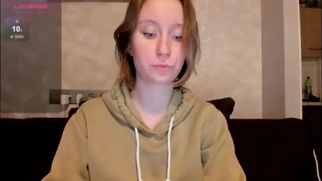 Image 4 of lusyagreenberg Stream on Chaturbate on 2 months ago