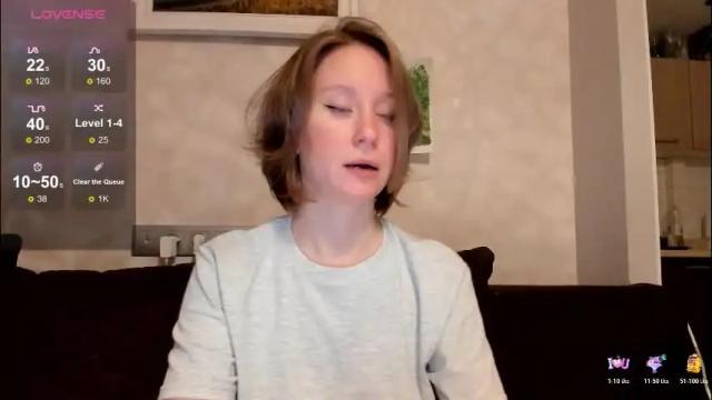 Image 2 of lusyagreenberg Stream on Chaturbate on 2 months ago