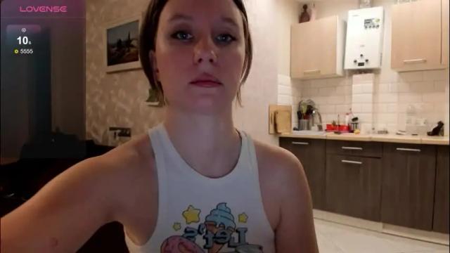 Image 2 of lusyagreenberg Stream on Chaturbate on 2 months ago