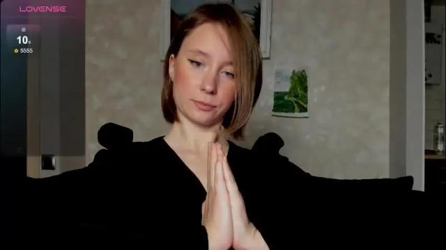 Image 6 of lusyagreenberg Stream on Chaturbate on 1 month ago