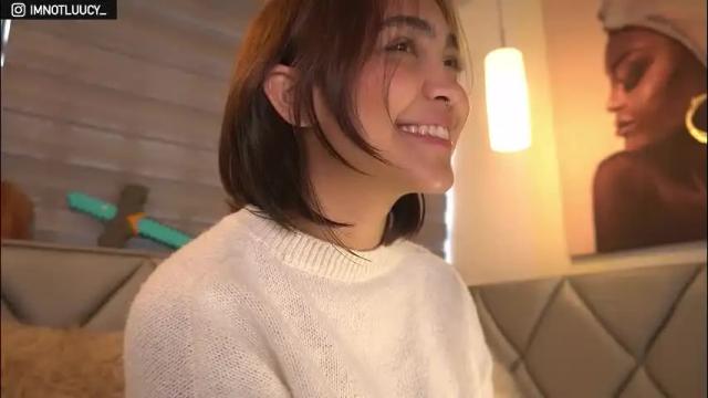 Image 3 of luucy___ Stream on Chaturbate on 4 months ago