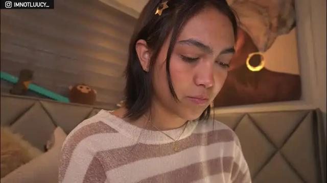 Image 4 of luucy___ Stream on Chaturbate on 4 months ago