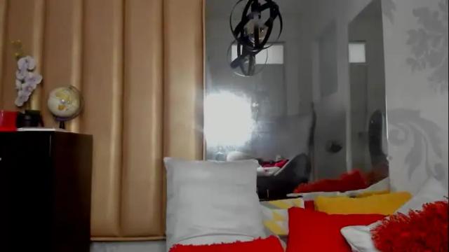 Image 12 of luunabella Stream on Chaturbate on 7 months ago