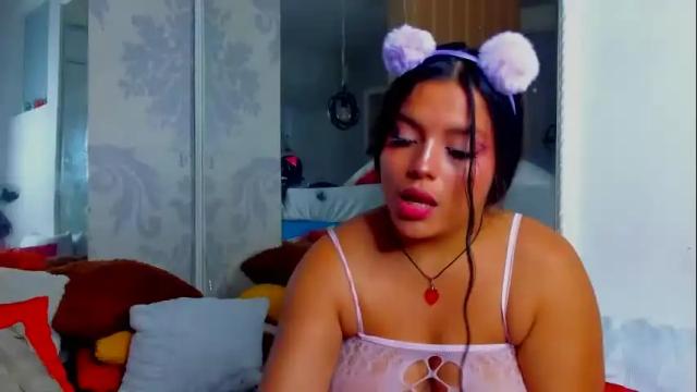 Image 10 of luunabella Stream on Chaturbate on 6 months ago
