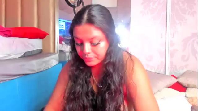 Image 6 of luunabella Stream on Chaturbate on 5 months ago