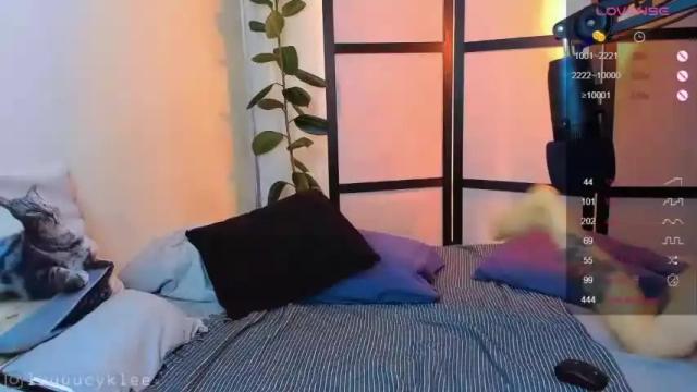 Image 3 of luuuucyklee Stream on Chaturbate on 19 months ago