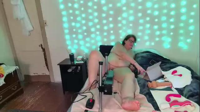 Image 6 of luvely_gurl Stream on Chaturbate on 5 days ago