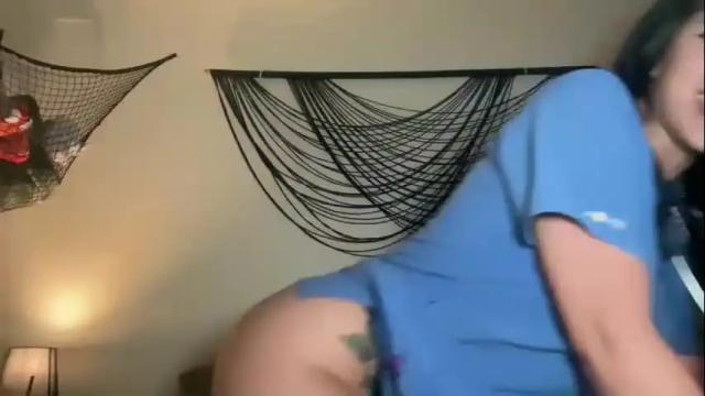 Image 3 of luxcher22 Stream on Chaturbate on 1 month ago