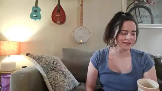 Image 7 of luxe_lola Stream on Chaturbate on 8 months ago