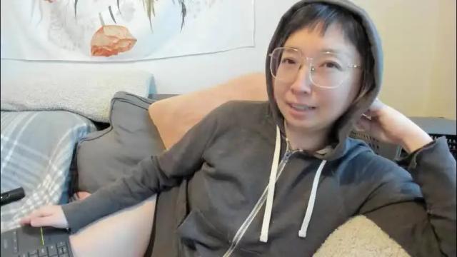 Image 8 of luxgray Stream on Chaturbate on 18 days ago