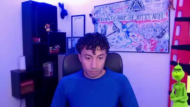 Image 3 of luxor_alix Stream on Chaturbate on 17 months ago