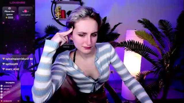 Image 10 of luxrayi Stream on Chaturbate on 3 months ago