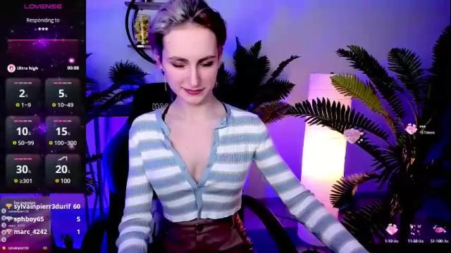 Image 8 of luxrayi Stream on Chaturbate on 3 months ago