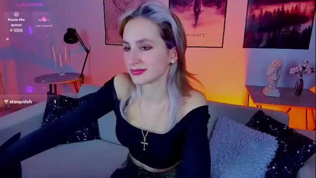 Image 10 of luxrayi Stream on Chaturbate on 3 months ago