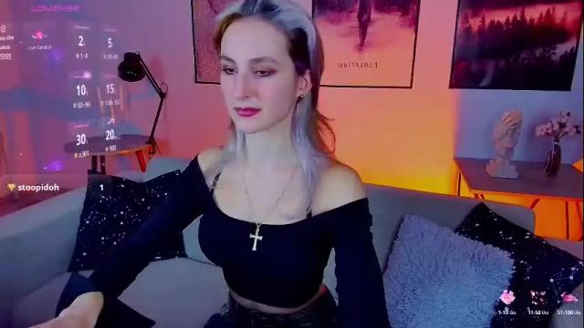 Image 8 of luxrayi Stream on Chaturbate on 3 months ago