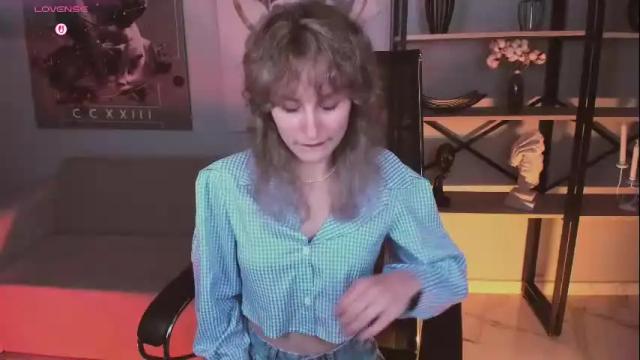 Image 12 of luxrayi Stream on Chaturbate on 2 months ago