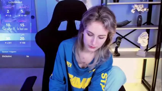 Image 2 of luxrayi Stream on Chaturbate on 2 months ago