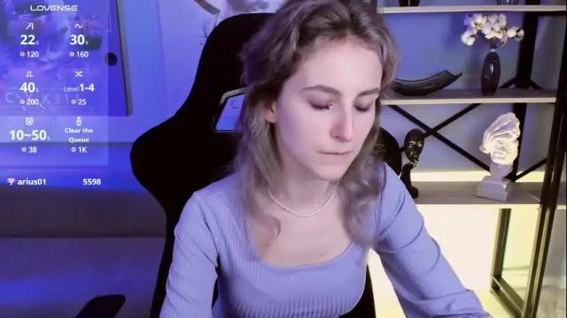 Image 10 of luxrayi Stream on Chaturbate on 2 months ago