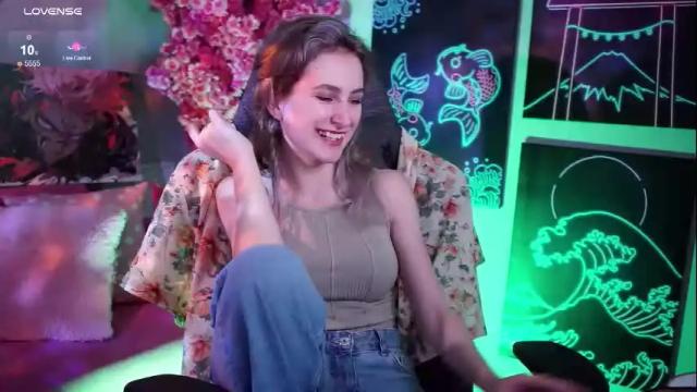 Image 11 of luxrayi Stream on Chaturbate on 2 months ago