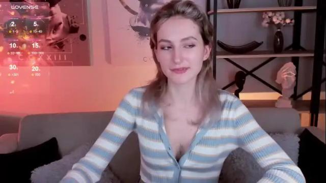 Image 3 of luxrayi Stream on Chaturbate on 1 month ago