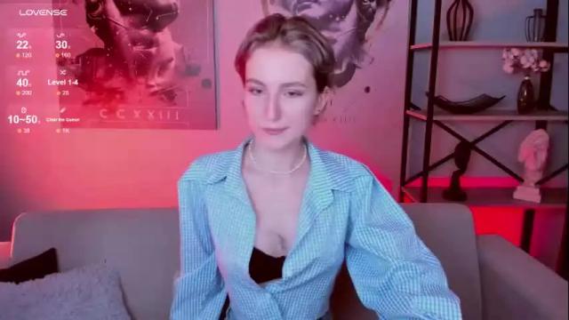 Image 10 of luxrayi Stream on Chaturbate on 1 month ago