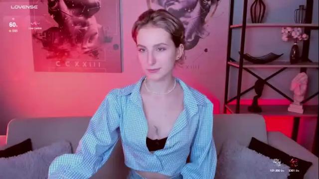 Image 3 of luxrayi Stream on Chaturbate on 1 month ago