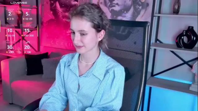 Image 7 of luxrayi Stream on Chaturbate on 1 month ago