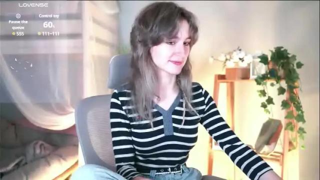 Image 6 of luxrayi Stream on Chaturbate on 24 days ago