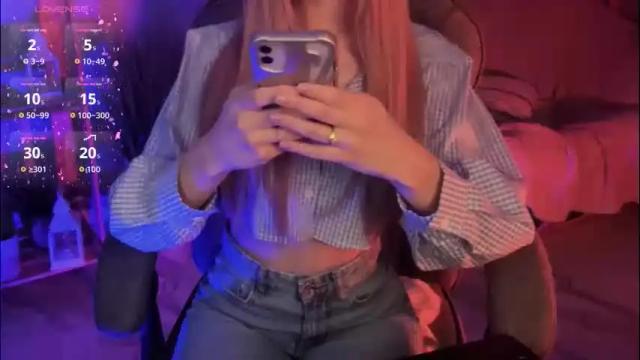 Image 4 of luxrayi Stream on Chaturbate on 4 months ago