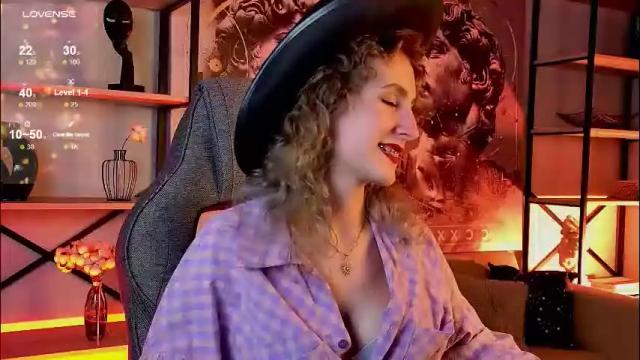 Image 2 of luxrayi Stream on Chaturbate on 3 months ago