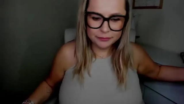 Thumbnail 1, luxxx_diana's Stream at Chaturbate, 13 months ago
