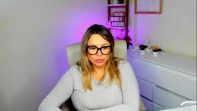 Thumbnail 2, luxxx_diana's Stream at Chaturbate, 1 month ago