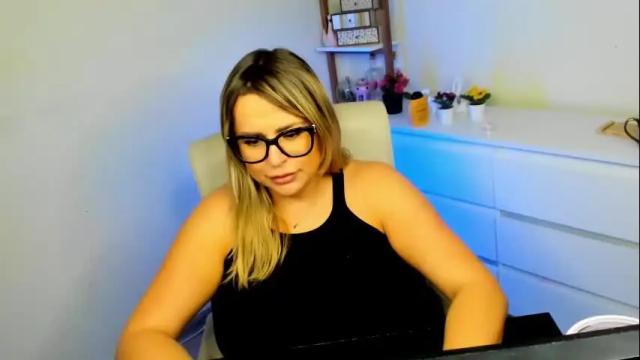 Thumbnail 3, luxxx_diana's Stream at Chaturbate, 1 month ago