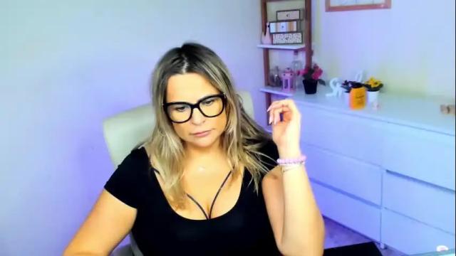 Thumbnail 1, luxxx_diana's Stream at Chaturbate, 1 month ago