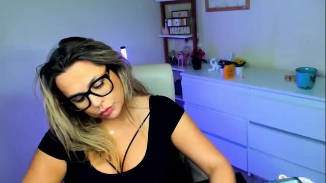 Thumbnail 2, luxxx_diana's Stream at Chaturbate, 1 month ago